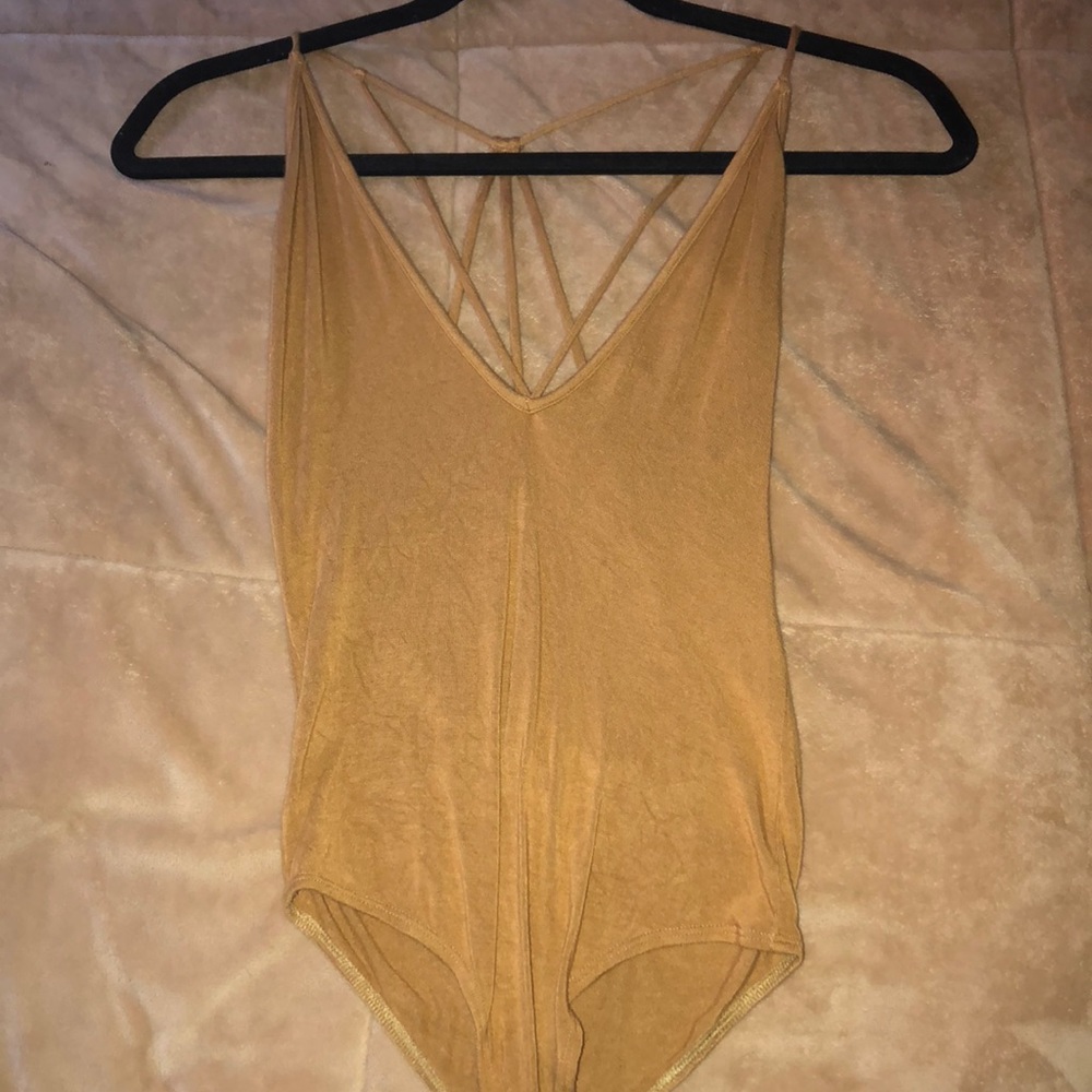 Never worn!!